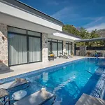 Islamlar Village 2 Bedroom *